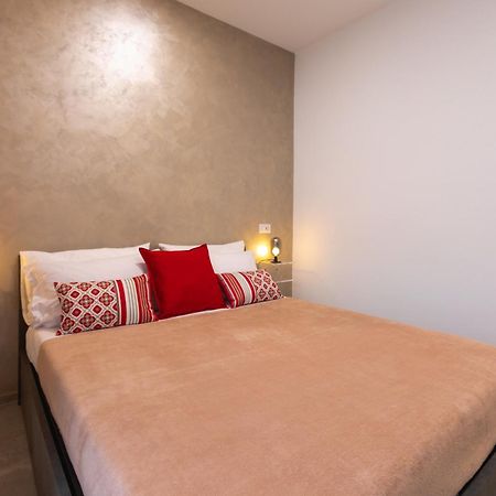Le Case Di Anna - Holiday Home Рим Стая снимка