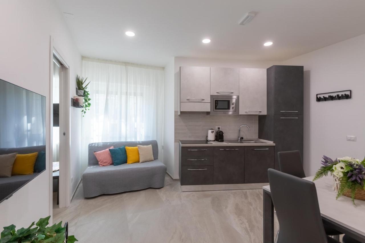 Le Case Di Anna - Holiday Home Рим Екстериор снимка